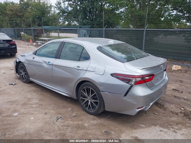 Toyota CAMRY SE 2022 4T1G11AK5NU665604 Image 3
