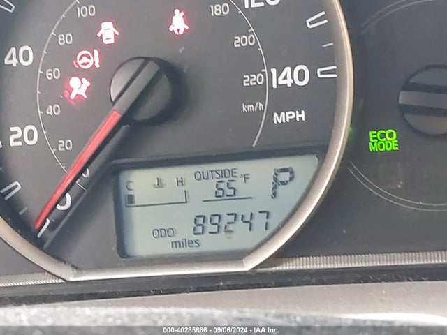 Toyota RAV4 LE 2015 JTMBFREV0FJ046379 Image 15