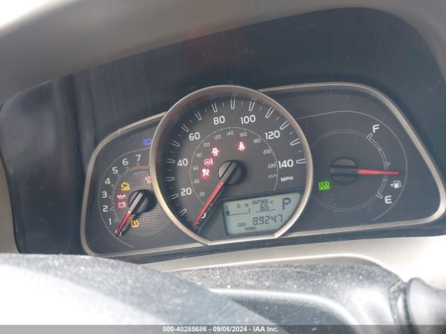 Toyota RAV4 LE 2015 JTMBFREV0FJ046379 Image 7