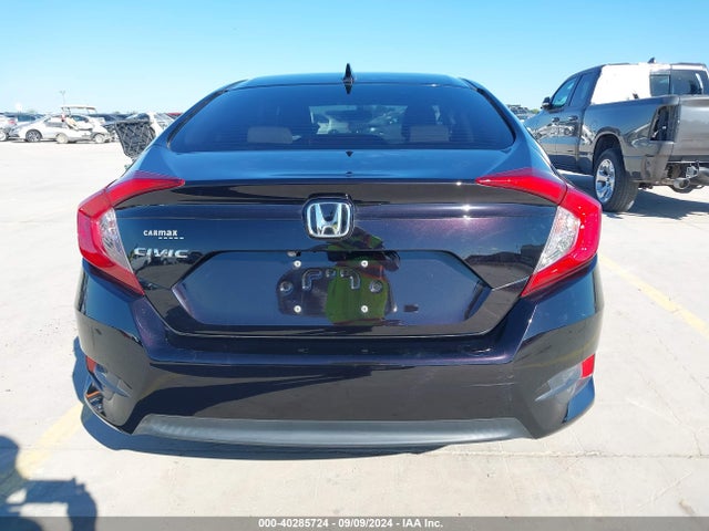 Honda CIVIC EX 2018 2HGFC2F71JH564143 Image 17
