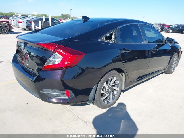 Honda CIVIC EX 2018 2HGFC2F71JH564143 Image 4