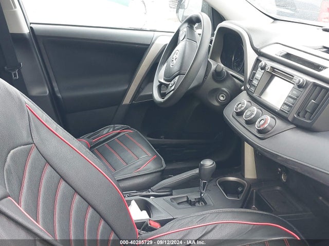 Toyota RAV4 LE 2017 2T3ZFREV8HW320933 Image 5