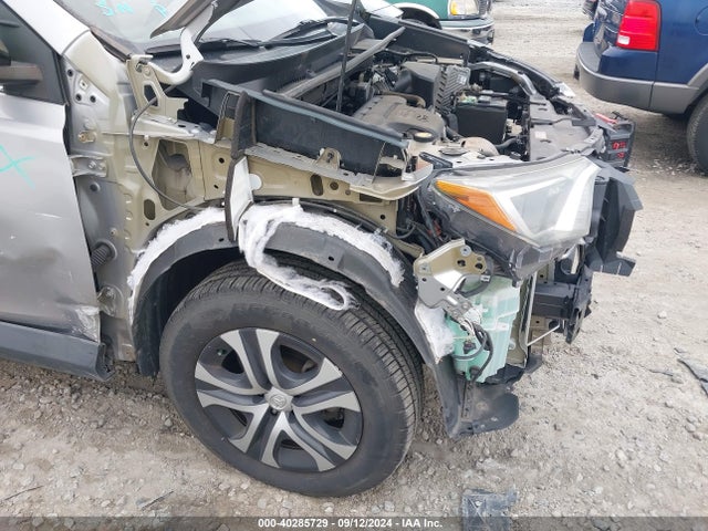 Toyota RAV4 LE 2017 2T3ZFREV8HW320933 Image 6