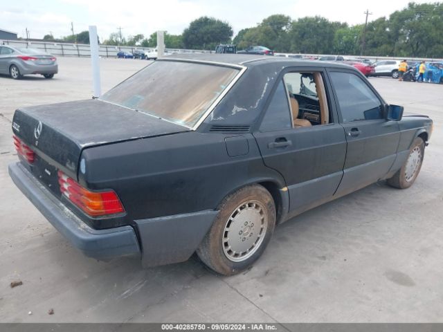 1993 MERCEDES-BENZ 190 WDBDA29D9PG021638 Photo 3