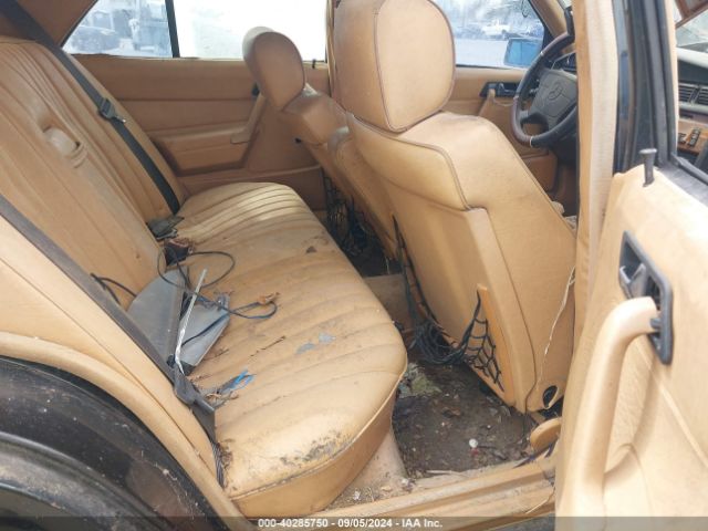 1993 MERCEDES-BENZ 190 WDBDA29D9PG021638 Photo 7