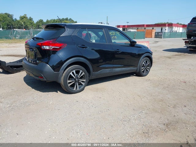 3N1CP5CU4JL531116 Nissan KICKS SV