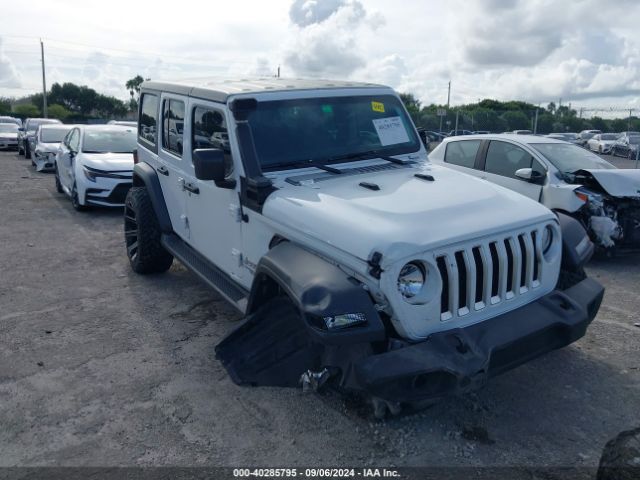 1C4HJXDGXKW583015 Jeep Wrangler Unlimited Sport 4x4