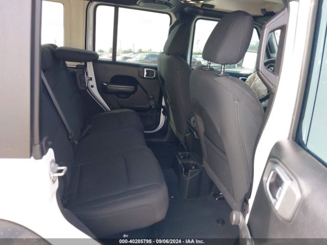 1C4HJXDGXKW583015 Jeep Wrangler Unlimited Sport 4x4