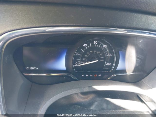 5LMJJ2JT0HEL04815 Lincoln Navigator Select