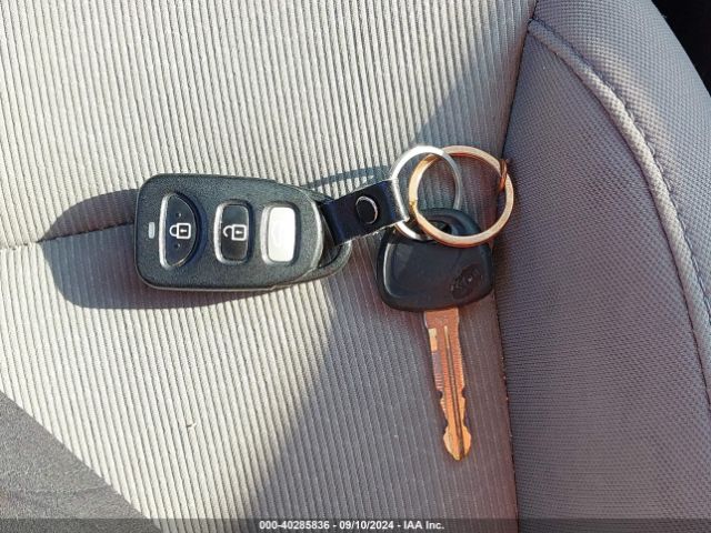 5NPD84LF0HH186266 Hyundai ELANTRA SE