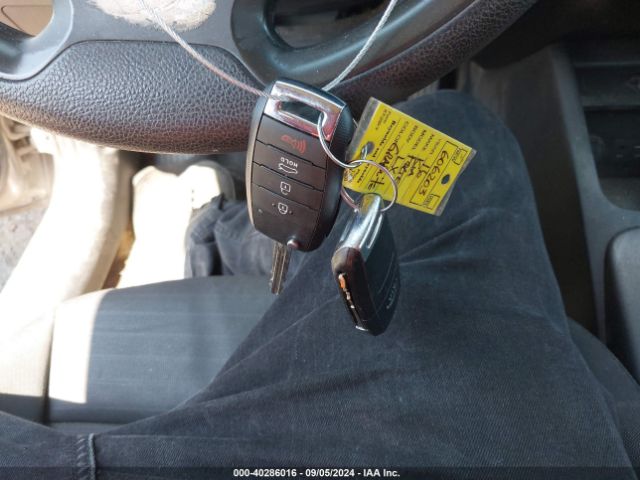 KNAFK5A87G5606203 KIA FORTE LX