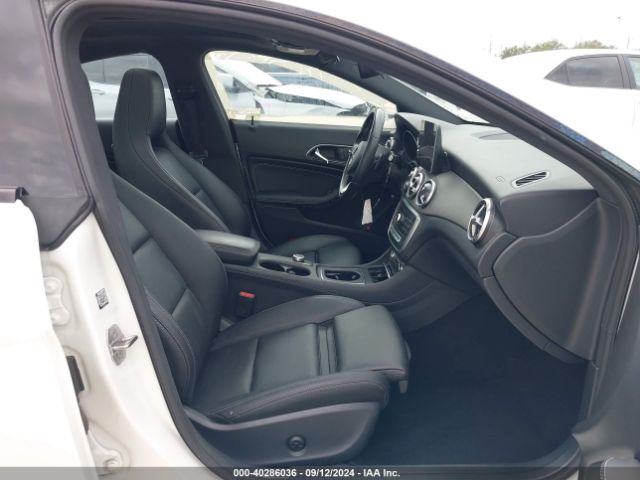 2018 MERCEDES-BENZ CLA 250 WDDSJ4EB8JN645027 Photo 4