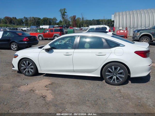 Honda CIVIC EX 2022 2HGFE1F72NH325520 Image 14