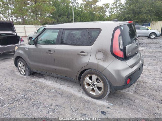 KNDJN2A2XH7447651 KIA Soul