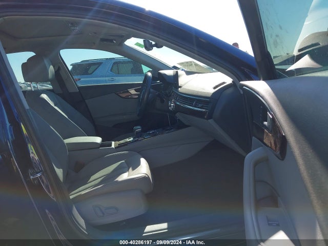 WAUGMAF47KA042162 Audi A4 40 Premium/40 Titanium Premium