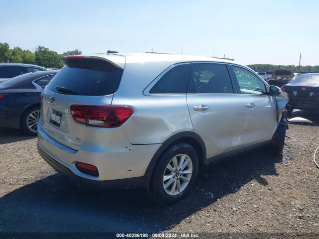 5XYPG4A38KG582839 KIA Sorento 2.4l L