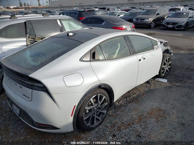 JTDACACU2P3000896 Toyota Prius Prime Xse Premium