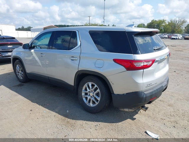 Chevrolet Traverse Ls 2019 1GNEVFKW4KJ171186 Image 3