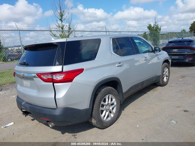 Chevrolet Traverse Ls 2019 1GNEVFKW4KJ171186 Image 4