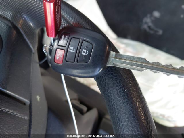 2T1BURHE3KC189107 Toyota COROLLA LE