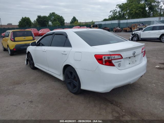 4T1BF1FKXEU473728 Toyota CAMRY SE