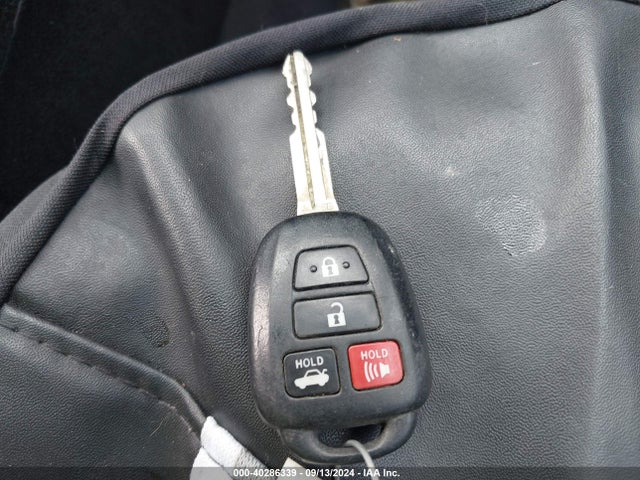 Toyota COROLLA LE 2017 5YFBURHE7HP569673 Image 11