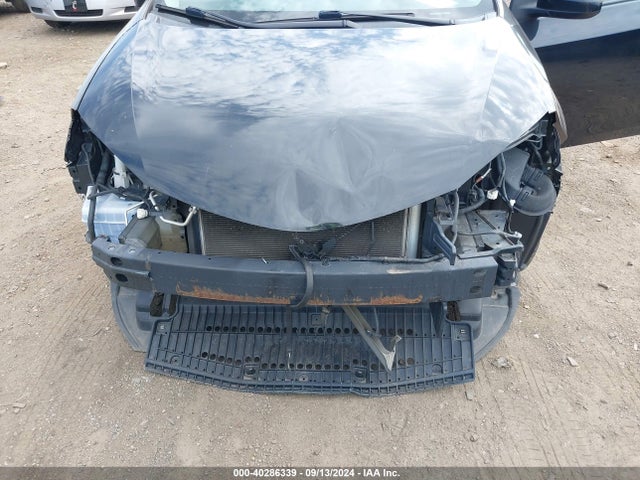 Toyota COROLLA LE 2017 5YFBURHE7HP569673 Image 6