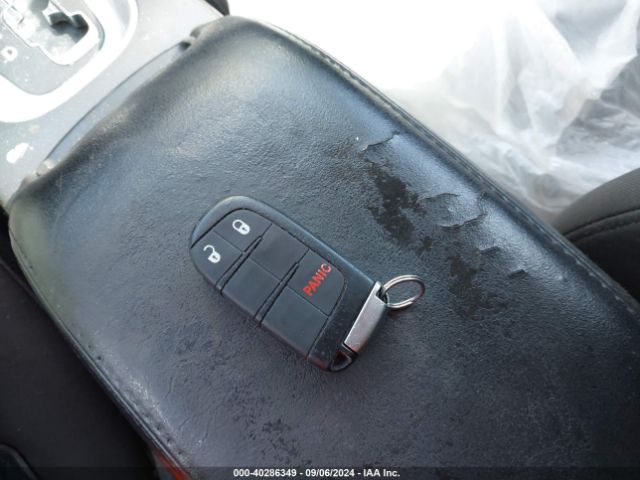 3C4PDCAB4JT294883 Dodge JOURNEY SE