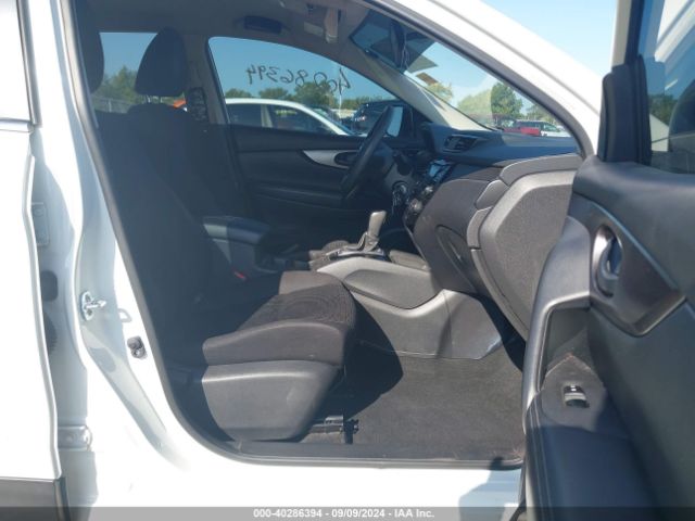 JN1BJ1CR8HW110120 Nissan Rogue Sport S