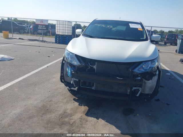 JN1BJ1CR8HW110120 Nissan Rogue Sport S