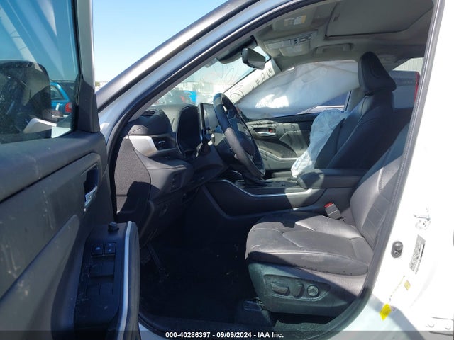 Toyota Highlander Xle 2022 5TDGZRAH6NS099831 Image 5