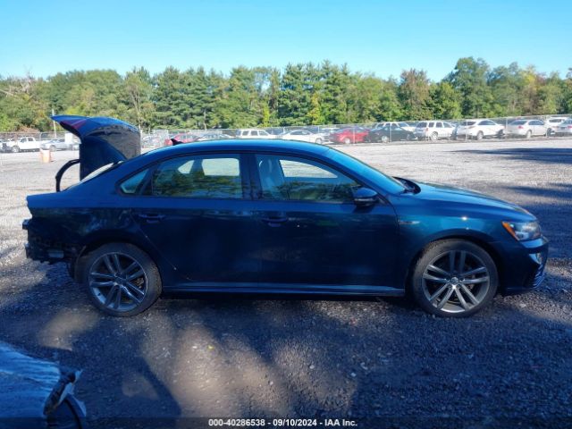 1VWAA7A3XJC018635 Volkswagen Passat 2.0t R-line/2.0t S