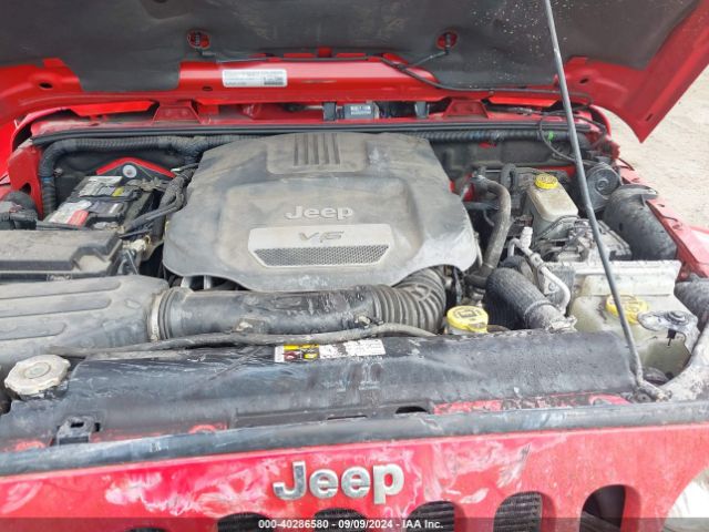 1C4BJWEG0FL563975 Jeep Wrangler Unlimited Sahara
