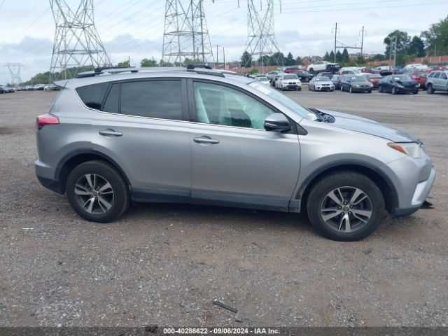 2T3RFREV3HW542263 Toyota Rav4 Xle