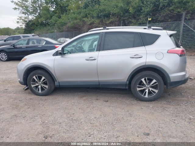 2T3RFREV3HW542263 Toyota Rav4 Xle