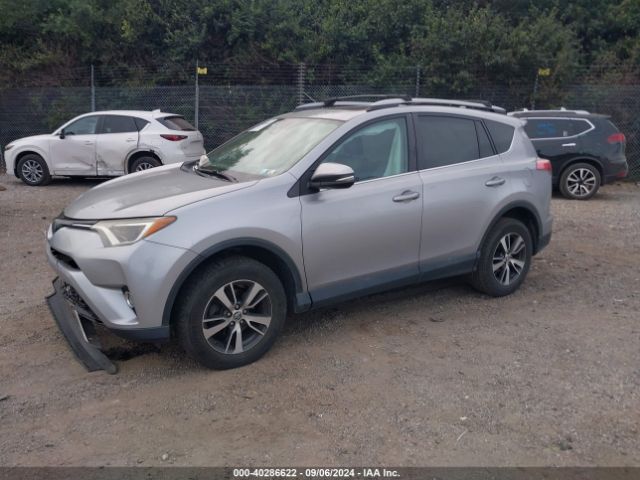2T3RFREV3HW542263 Toyota Rav4 Xle