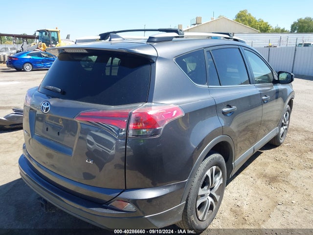 Toyota RAV4 LE 2018 JTMZFREV0JJ172555 Image 4
