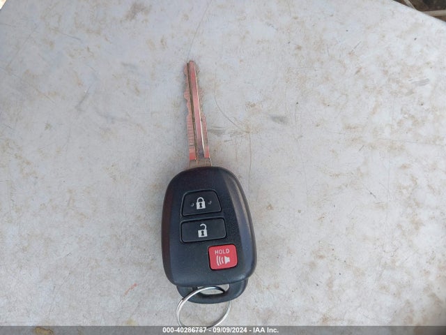 Toyota RAV4 LE 2016 2T3ZFREV5GW290496 Image 11