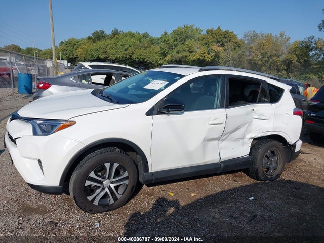 Toyota RAV4 LE 2016 2T3ZFREV5GW290496 Image 14
