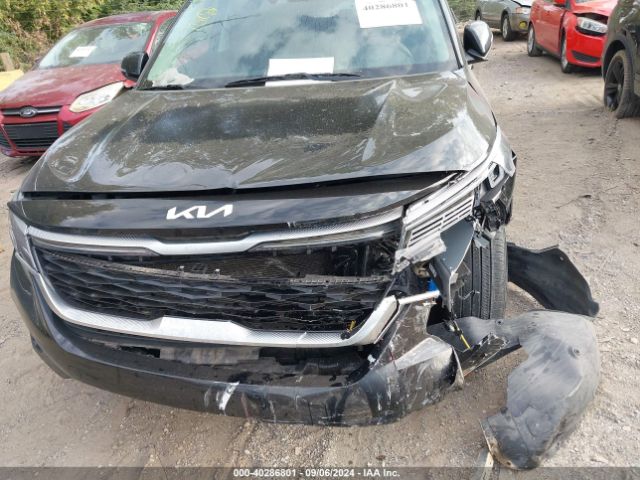 KNDERCAA3N7235818 KIA SELTOS EX