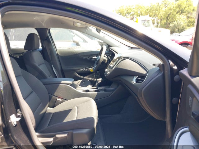 Chevrolet Malibu 2024 1G1ZD5ST6RF162041 Image 18