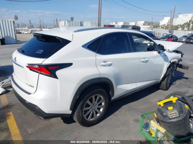 JTJYARBZXH2074197 Lexus NX 200T