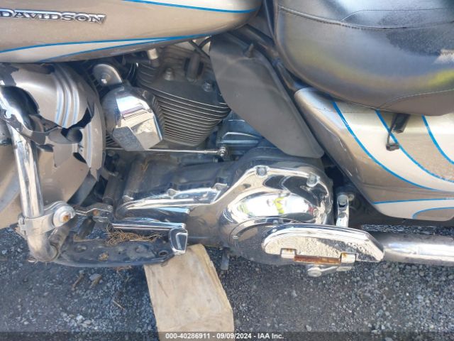 2016 HARLEY-DAVIDSON FLTRUSE 1HD1TAN10GB959317 Photo 8