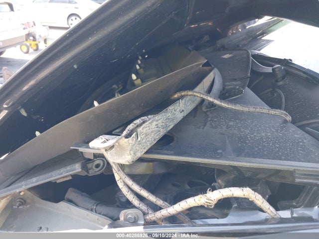 2021 TESLA MODEL Y 5YJYGDEE6MF302880 Photo 9