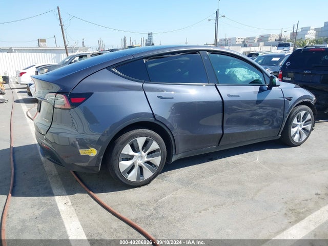 2021 TESLA MODEL Y 5YJYGDEE6MF302880 Photo 3