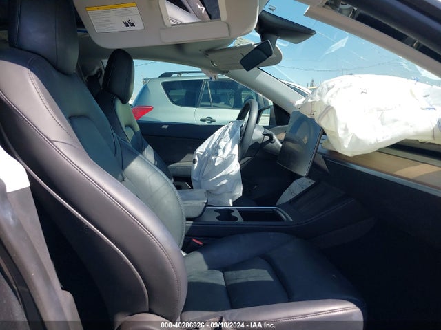2021 TESLA MODEL Y 5YJYGDEE6MF302880 Photo 4