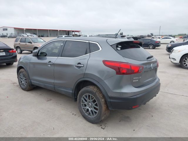 JN1BJ1CP8JW109747 Nissan Rogue Sport S
