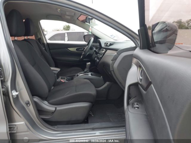 JN1BJ1CP8JW109747 Nissan Rogue Sport S