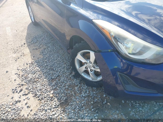 Hyundai ELANTRA SE 2014 5NPDH4AEXEH529770 Image 17