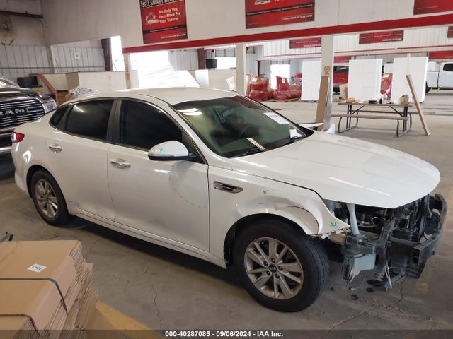 KIA Optima Lx 2016 KNAGT4L34G5090685 Image 14